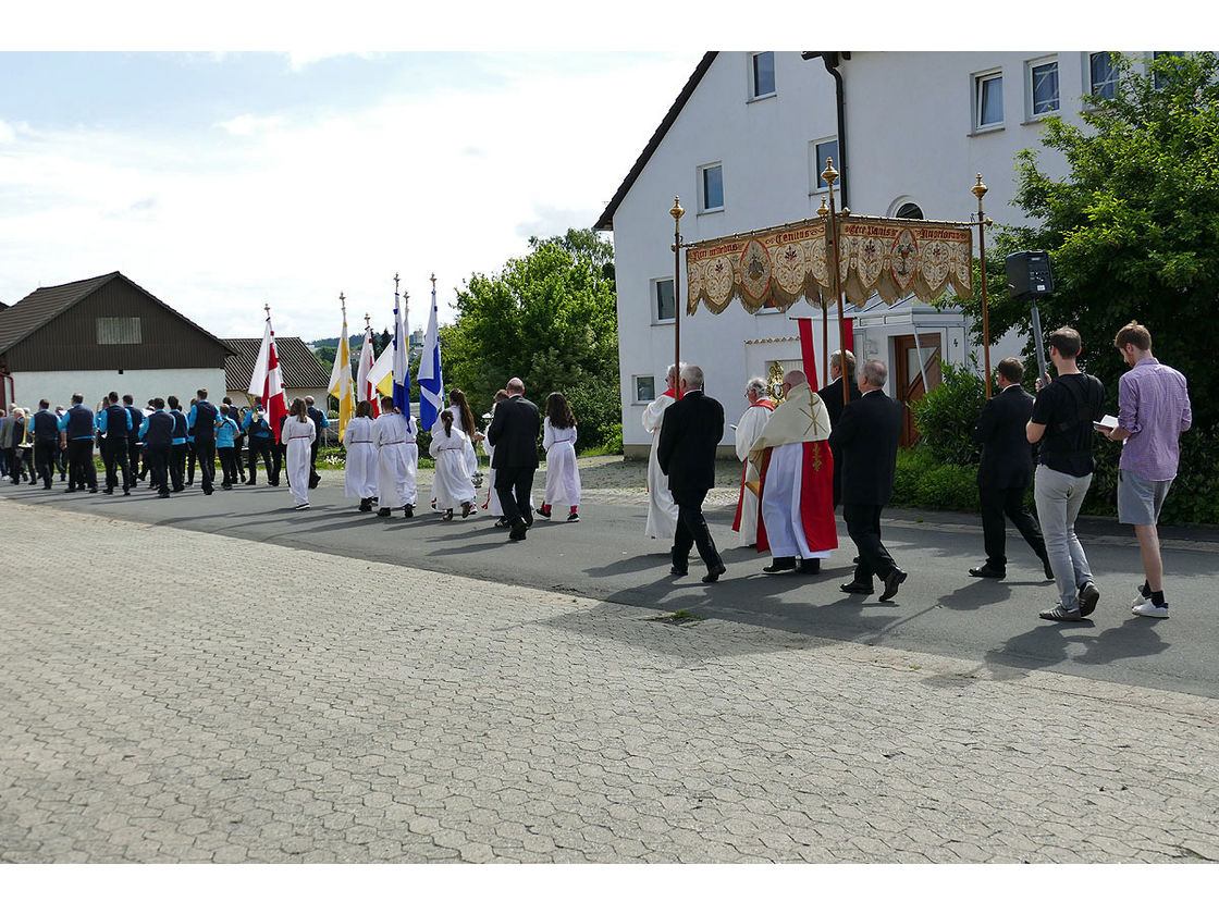 Bittprozession am Pfingstmontag (Foto: Karl-Franz Thiede)